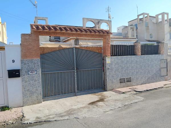 Casa independiente en calle Alondra, 7