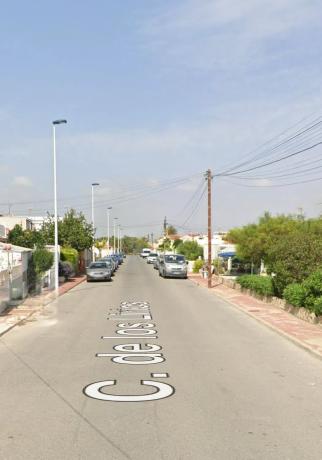 Chalet adosado en calle de los Lirios