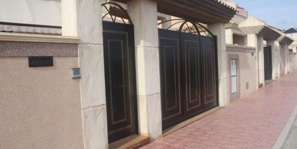 Casa independiente en avenida Tomas Boj Andreu