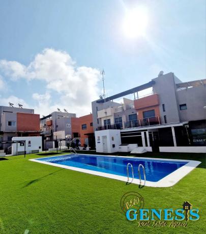 Chalet adosado en calle Maria San Gil Noain s/n