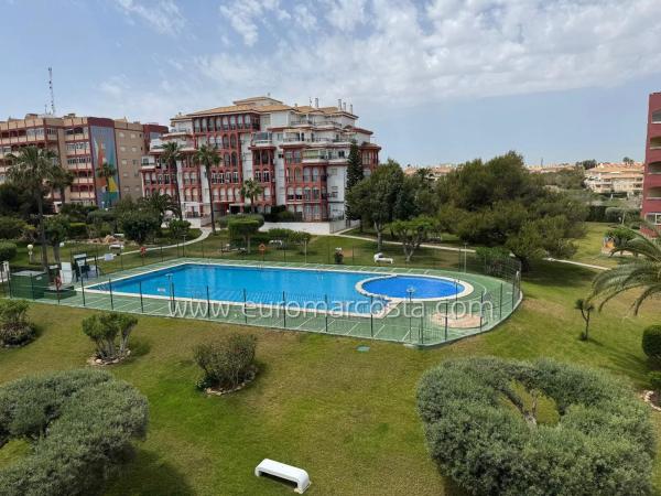 Piso en calle Helena