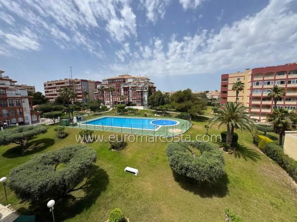 Piso en calle Helena