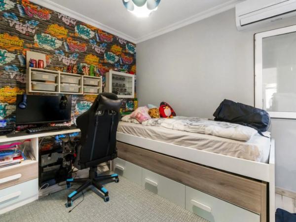 Chalet adosado en calle Argolidas, 7