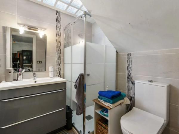 Chalet adosado en calle Argolidas, 7