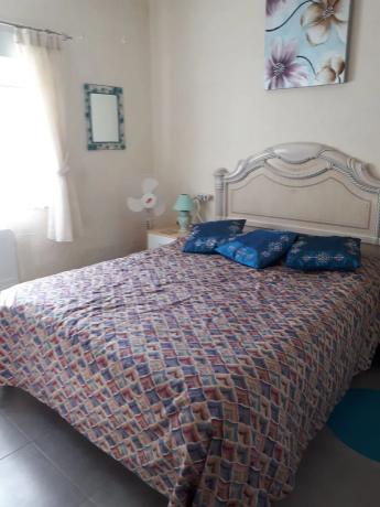 Chalet adosado en calle los Jilgueros