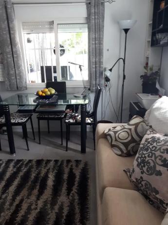 Chalet adosado en calle los Jilgueros