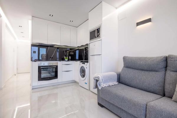 Piso en avenida de las Sirenas