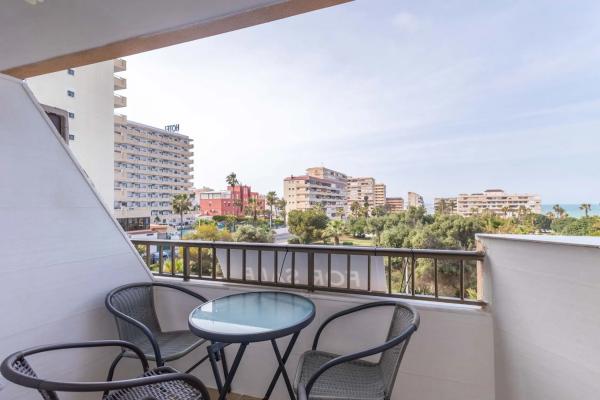 Piso en avenida de las Sirenas