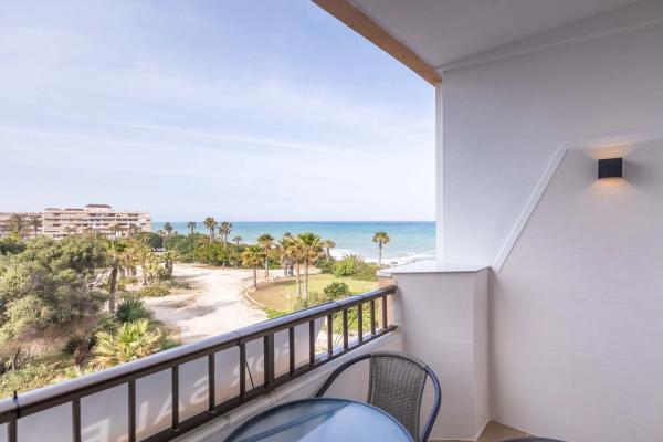 Piso en avenida de las Sirenas