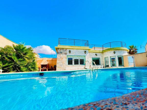 Chalet en Barrio Zona los Frutales