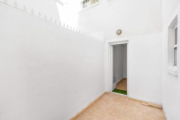 Piso en calle Zoa, 73