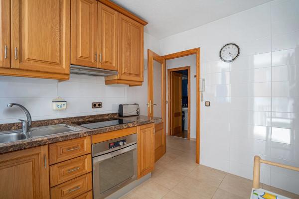 Piso en avenida Desiderio Rodríguez