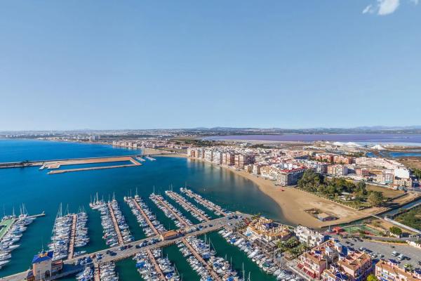 Piso en avenida Desiderio Rodríguez