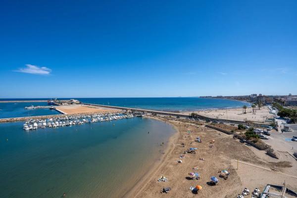 Piso en avenida Desiderio Rodríguez