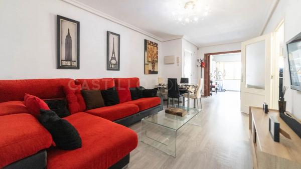 Piso en calle Rafal, 23