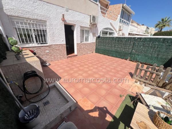 Chalet adosado en calle Segovia