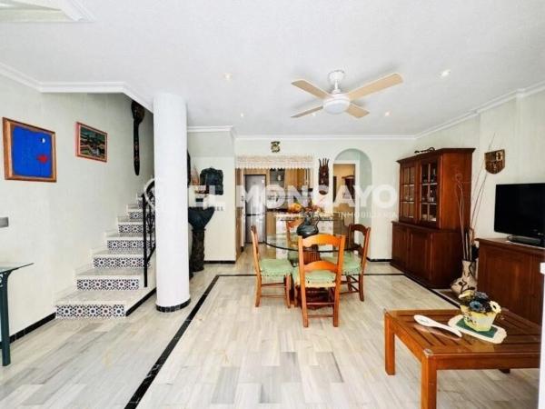 Casa independiente en calle Emperadores