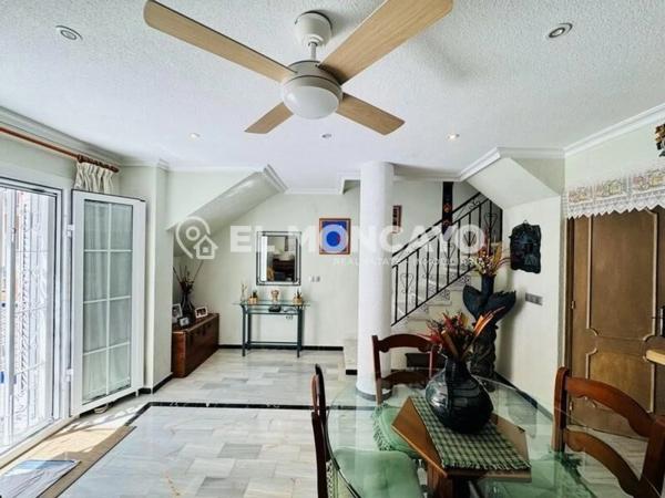 Casa independiente en calle Emperadores