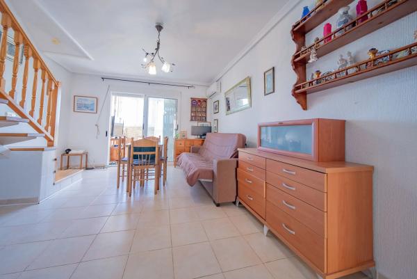 Chalet adosado en calle Jaén