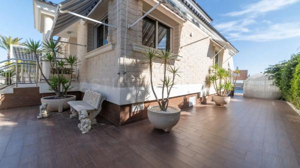 Casa independiente en calle Mimosas, 14