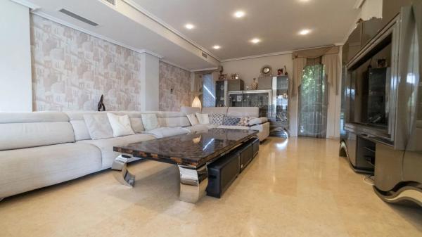 Casa independiente en calle Mimosas, 14