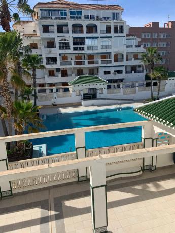 Piso en avenida de los Europeos, 65