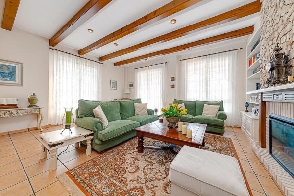 Casa independiente en calle Mar Rojo