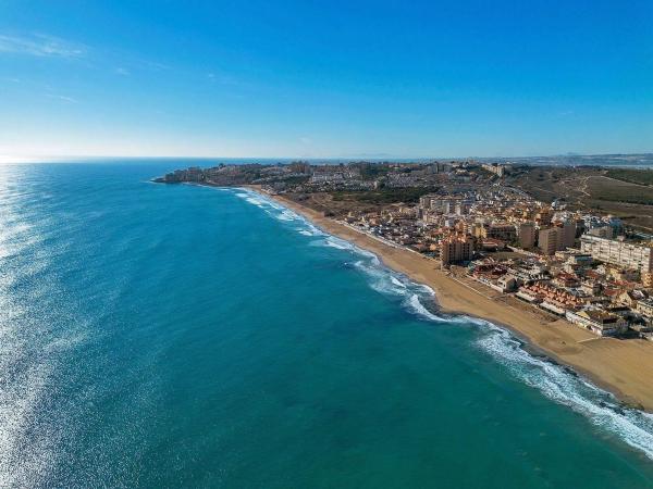 Estudio en avenida de los Europeos, 51