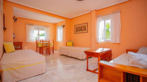 Chalet en calle Mimosas