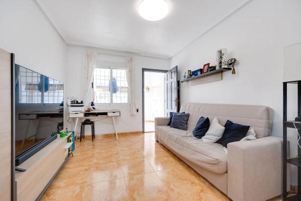 Dúplex en calle Cesar Rodriguez Mateo, 3