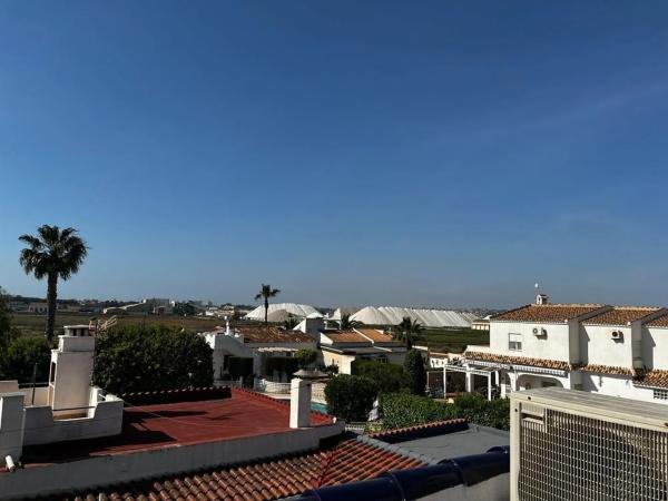 Casa independiente en calle Jorge Manrique