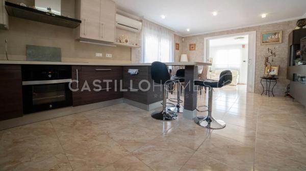 Casa independiente en calle Amazonas Bal, 2