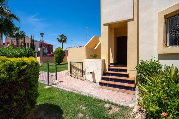 Piso en calle Manzanilla