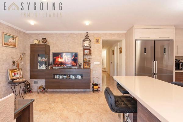 Chalet adosado en calle Amazonas Bal