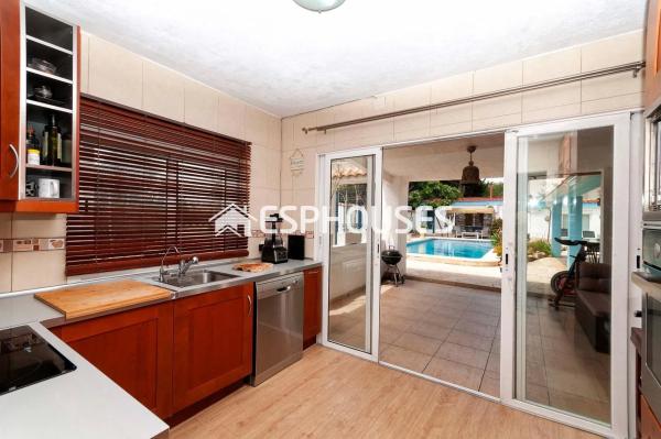 Chalet en Barrio Los Balcones - Los Altos del Edén