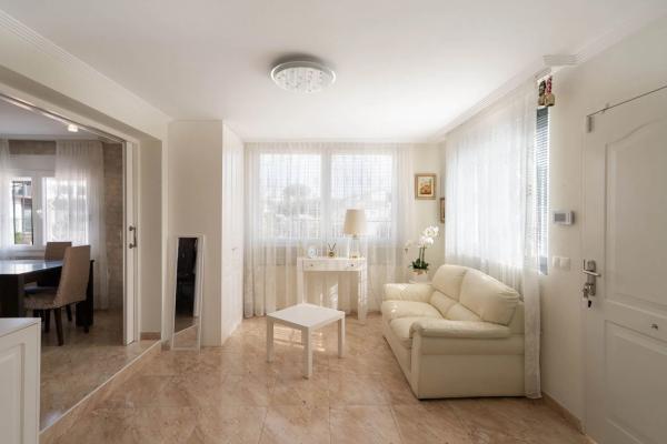 Casa independiente en avenida Tomas Martinez Domenech