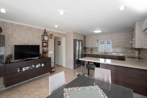 Casa independiente en avenida Tomas Martinez Domenech