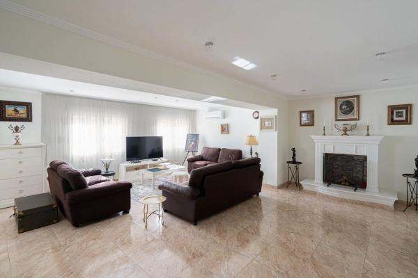 Casa independiente en avenida Tomas Martinez Domenech