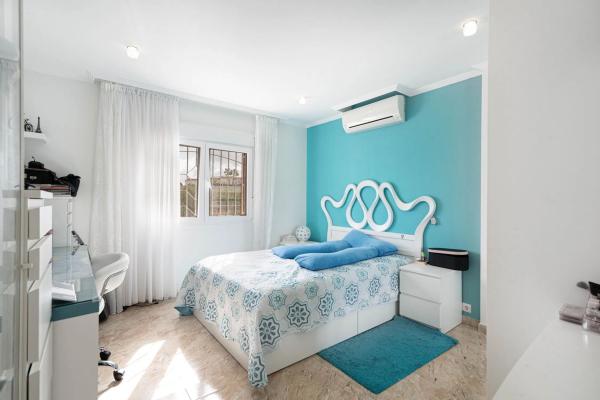 Casa independiente en avenida Tomas Martinez Domenech