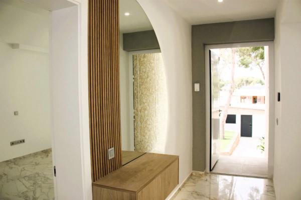 Chalet en calle Varsovia Bal, 1