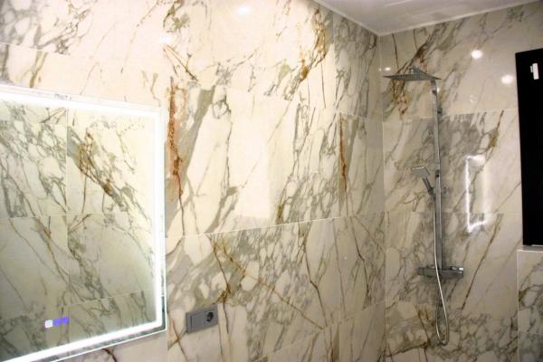 Chalet en calle Varsovia Bal, 1