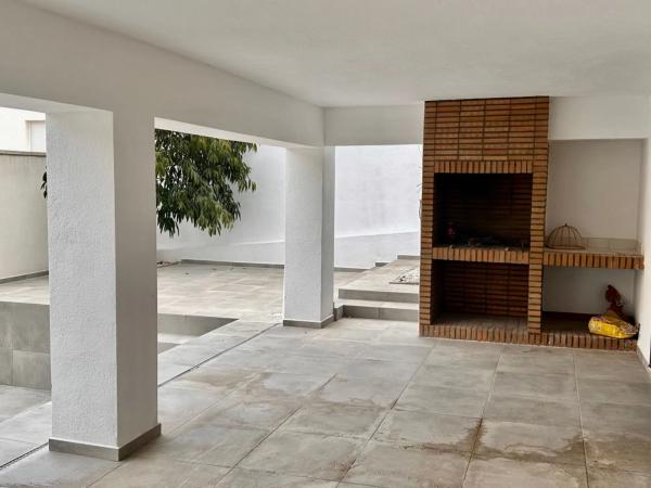 Chalet en calle Varsovia Bal, 1