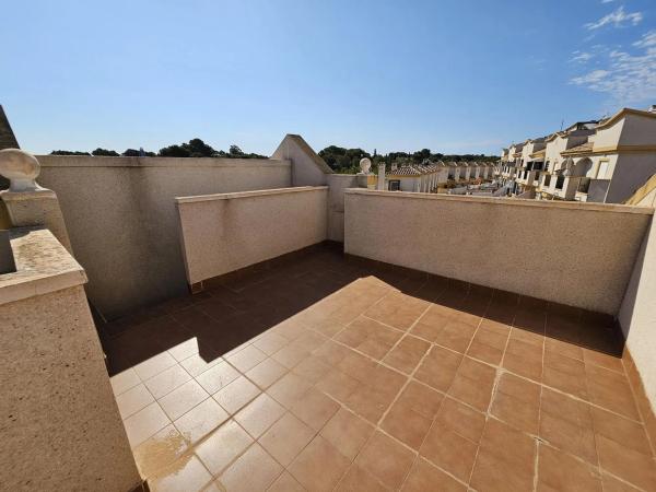 Dúplex en Barrio Los Balcones - Los Altos del Edén