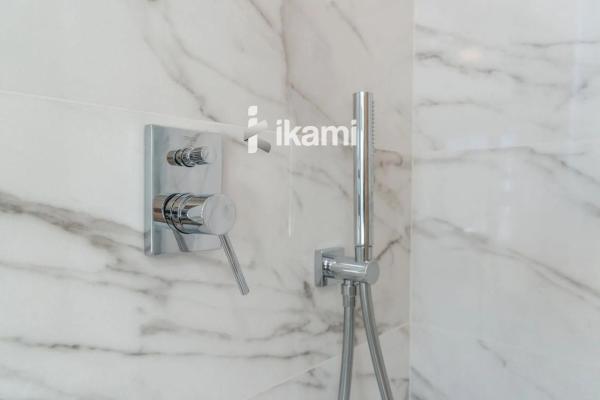 Chalet adosado en calle Pego