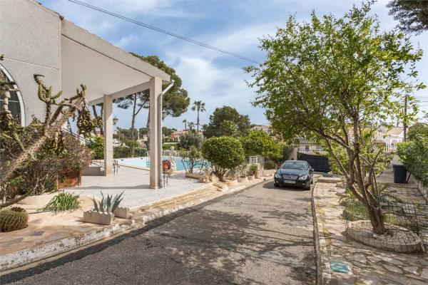 Casa independiente en calle Isla Grosa Bal