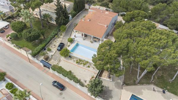 Casa independiente en calle Isla Grosa Bal