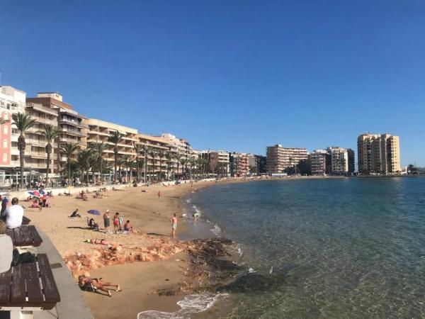 Piso en calle Caritas, 2