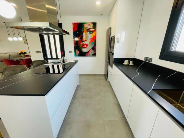 Casa independiente en calle Áncora