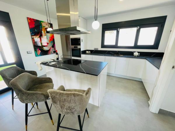 Casa independiente en calle Áncora