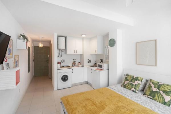 Estudio en calle Islandia